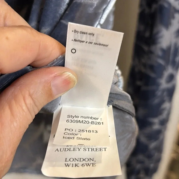 NWT PAIGE Selmah Floral Burnout Long-Sleeve Blouse size small in iced slate - Picture 8 of 12